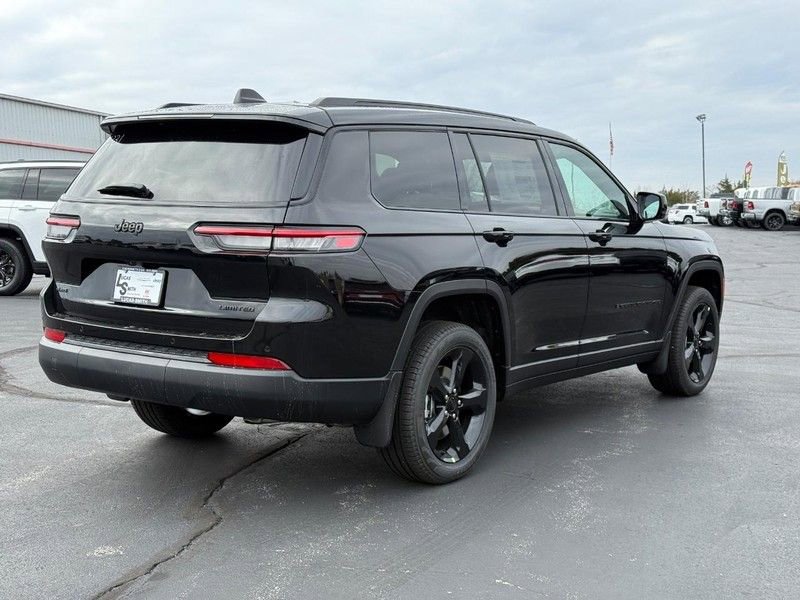 New 2025 Jeep Grand Cherokee L Limited w/ Black Appearance Package image 3