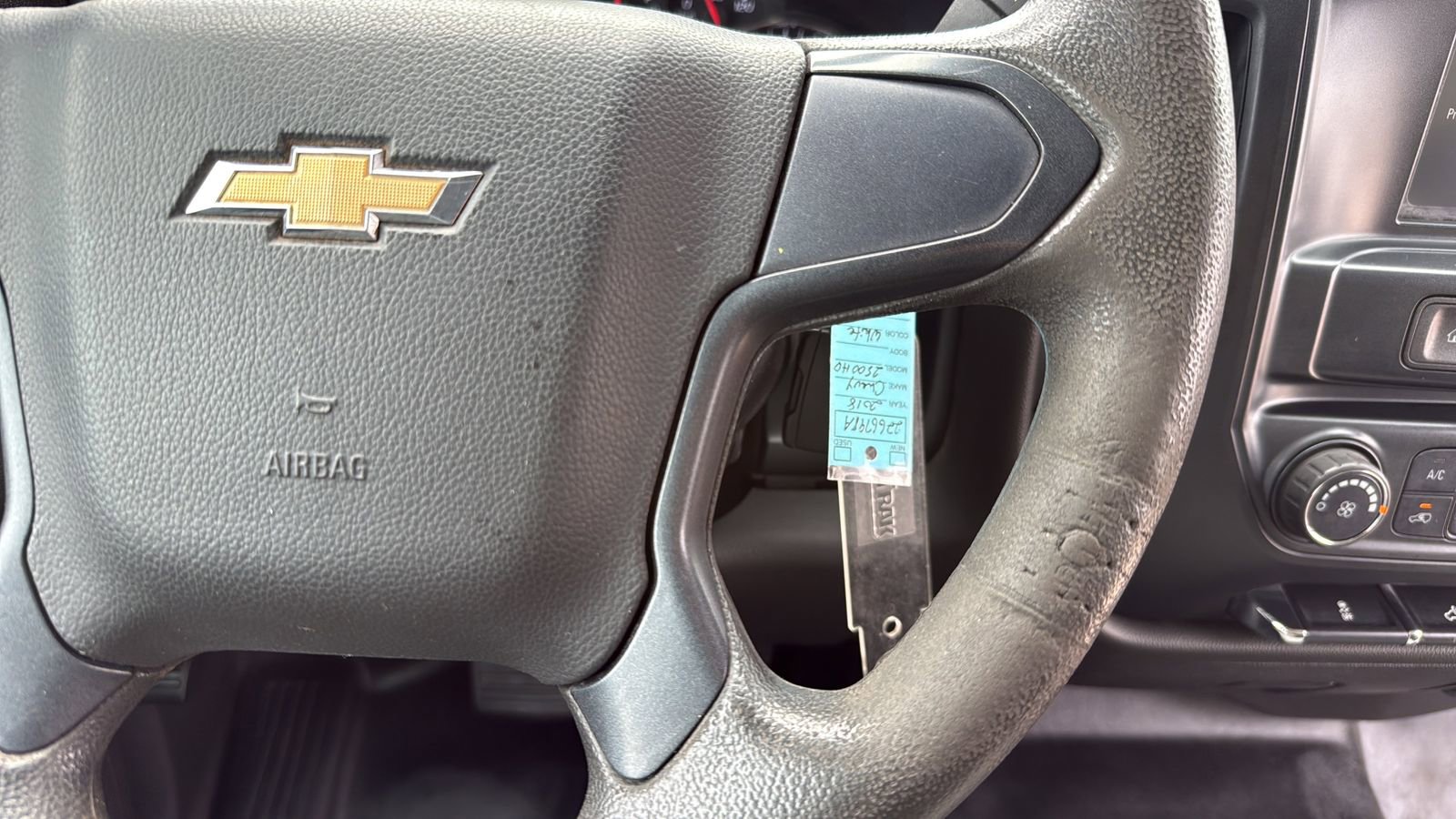 Used 2018 Chevrolet Silverado 2500 W/T w/ WT Convenience Package RWD image 9