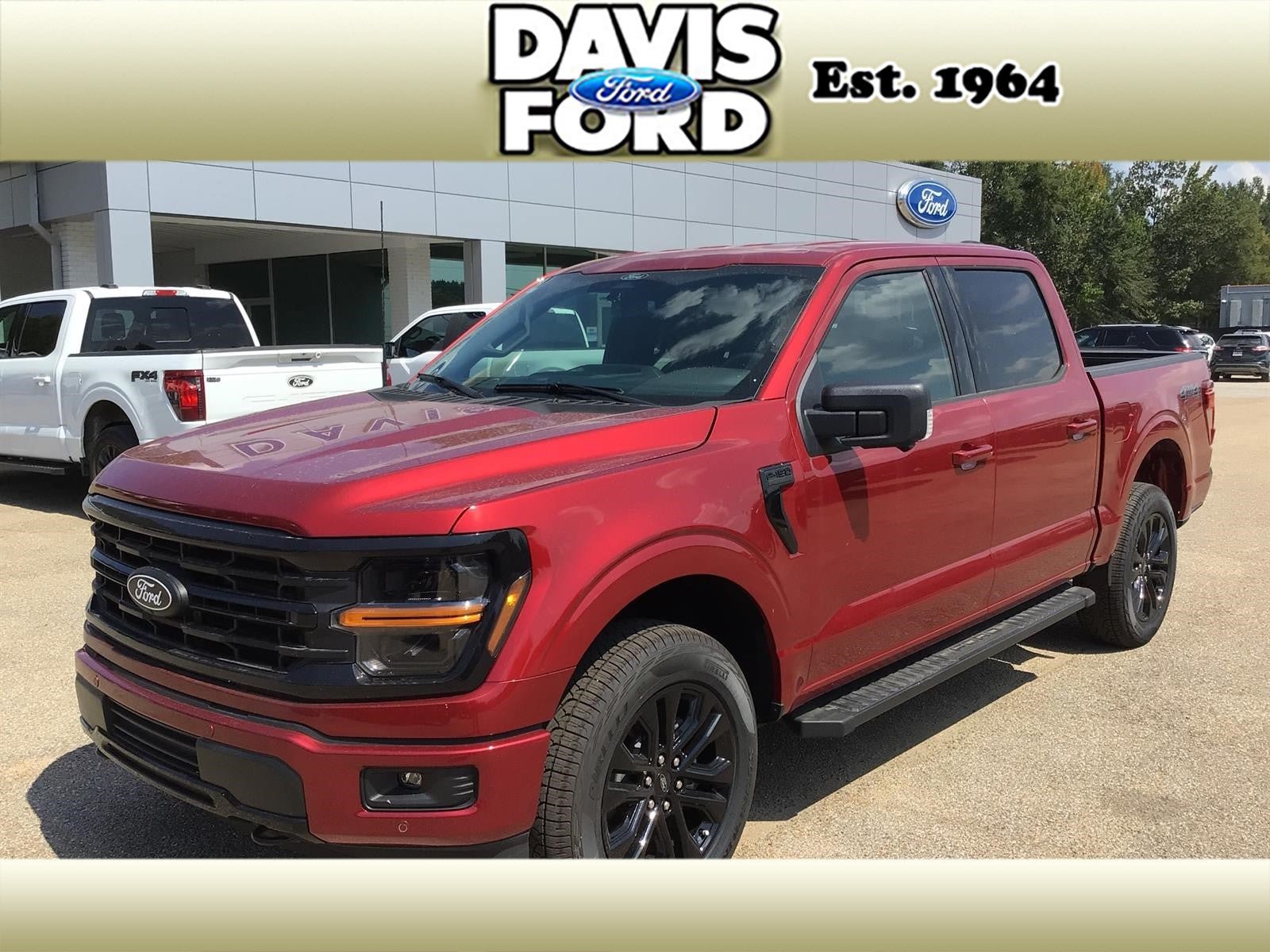 New 2026 Ford F150 XLT w/ Equipment Group 302A MID