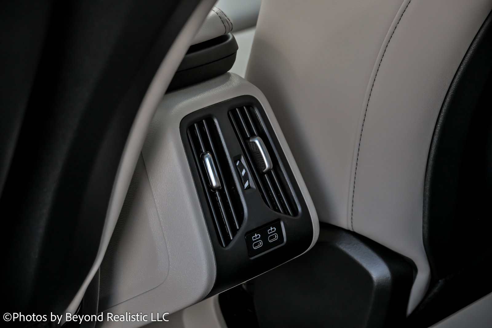 Used 2025 BMW X1 xDrive28i w/ Convenience Package image 30