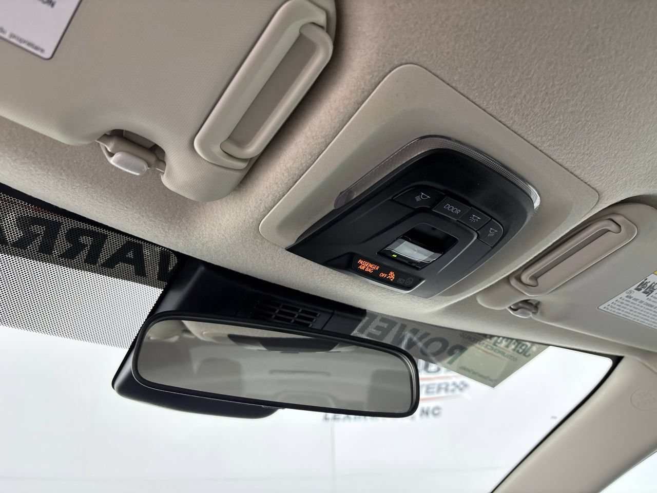 Used 2025 Toyota Corolla LE FWD image 22