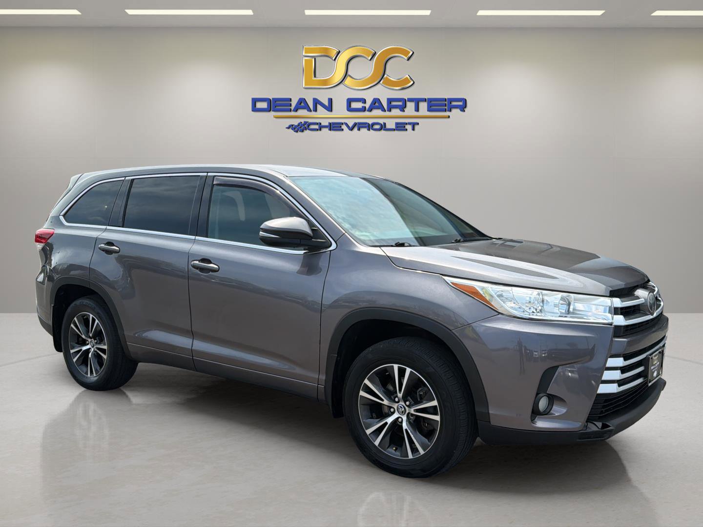 Used 2017 Toyota Highlander Plus w/ Carpet Mat Package AWD/4WD image 7