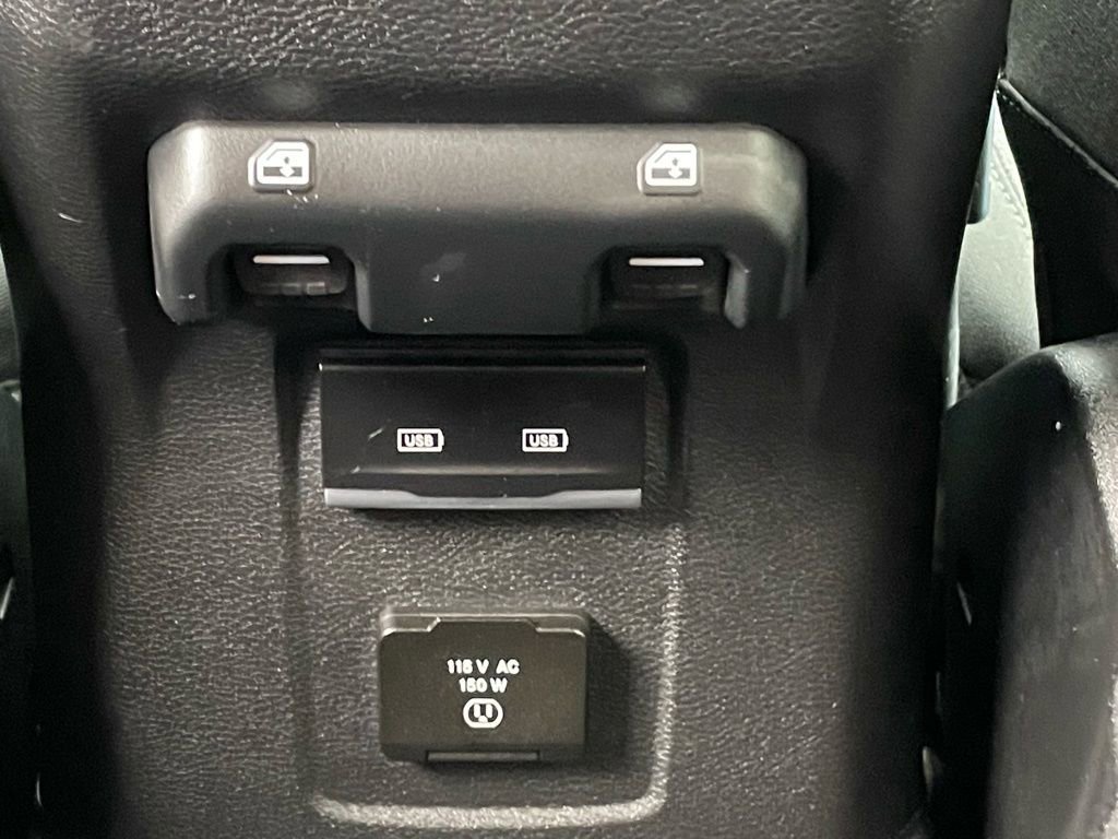 Used 2022 Jeep Wrangler Unlimited Sahara image 22