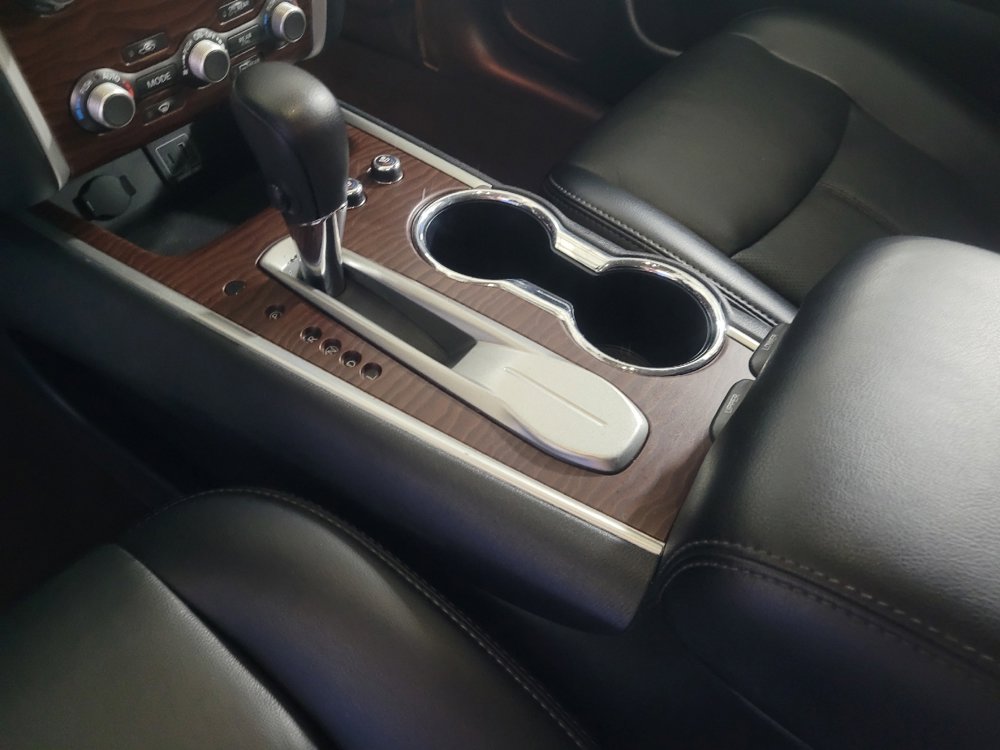 Used 2019 Nissan Pathfinder Platinum image 26