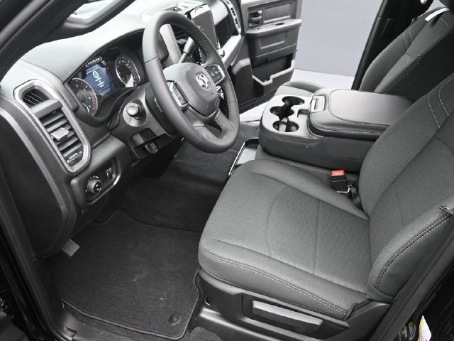 New 2026 RAM 3500 Tradesman AWD/4WD image 9