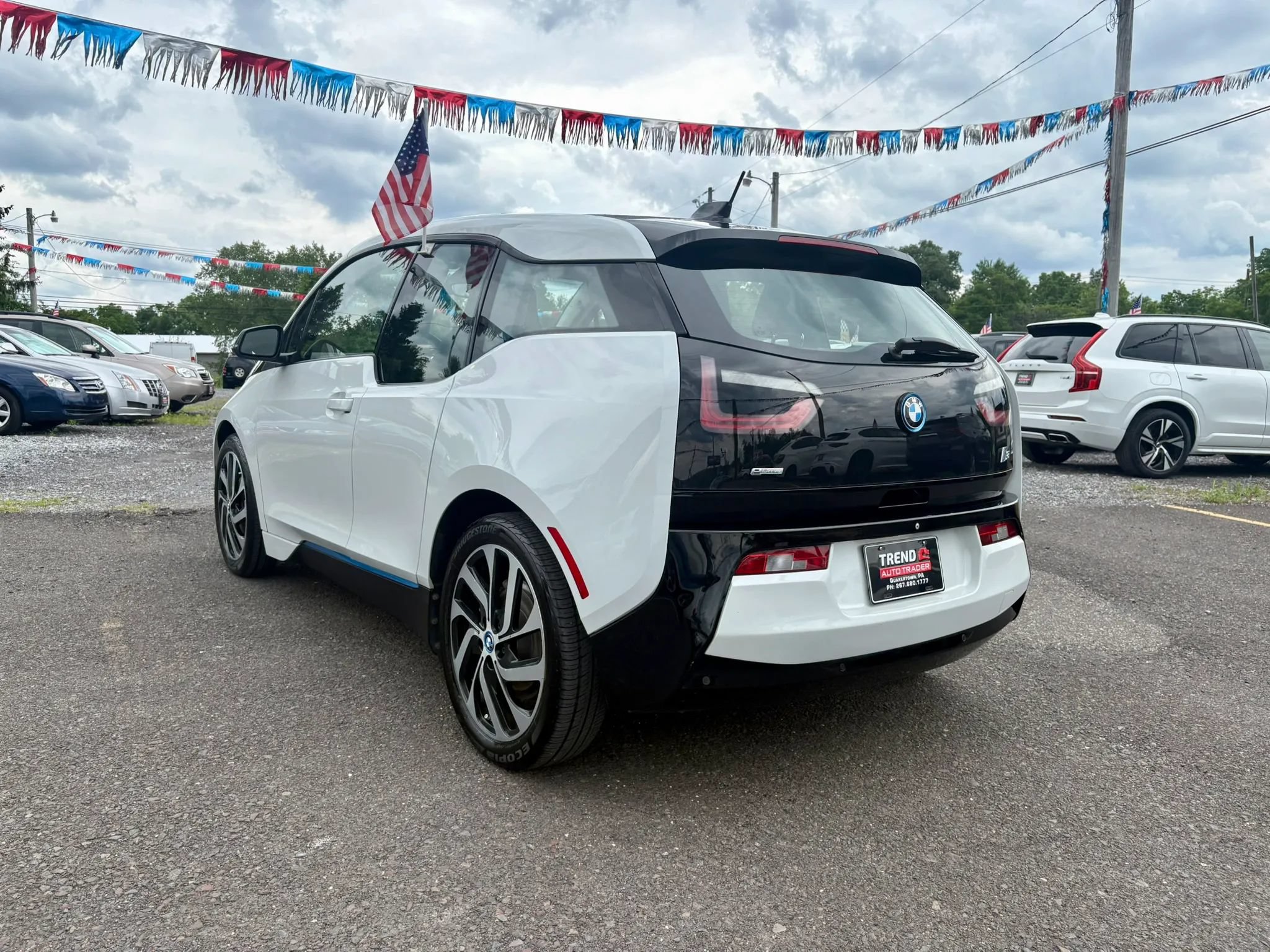 Used 2015 BMW i3 w/ Range Extender RWD image 3