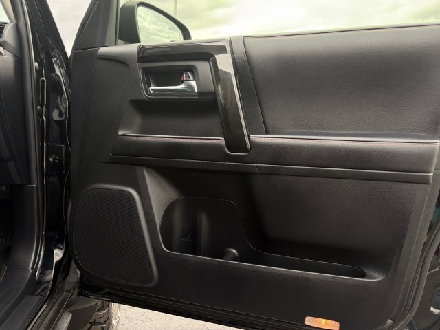 Used 2024 Toyota 4Runner TRD Off-Road Premium w/ Moonroof Package AWD/4WD image 16