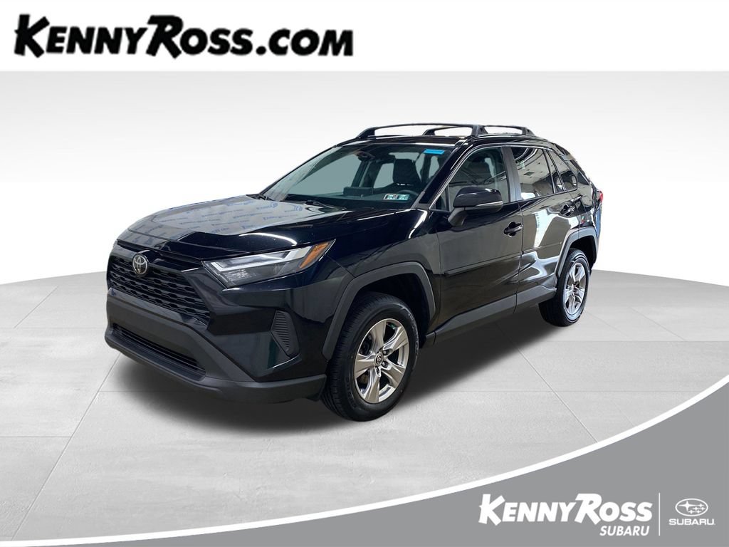 Used 2022 Toyota RAV4 XLE w/ Convenience Package AWD/4WD image 1