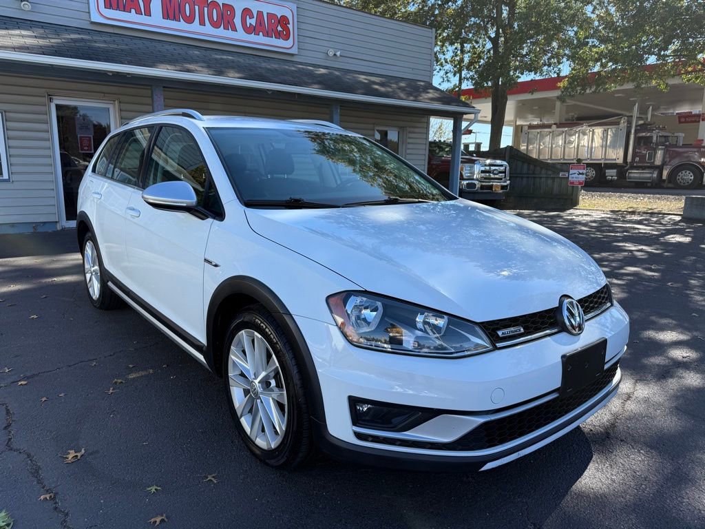 Used 2017 Volkswagen Golf Alltrack S