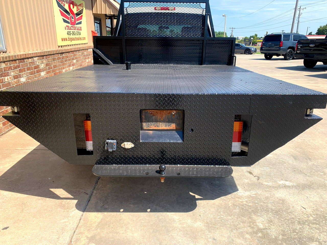 Used 2005 Chevrolet Silverado 3500 2WD Crew Cab w/ Heavy-Duty Power Package image 12