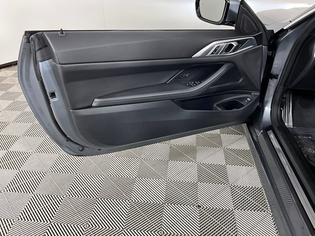 Used 2021 BMW 430i Convertible w/ Convenience Package image 16
