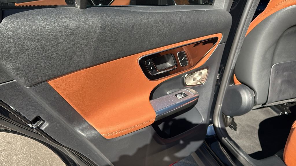 Certified 2025 Mercedes-Benz GLC 300 image 16