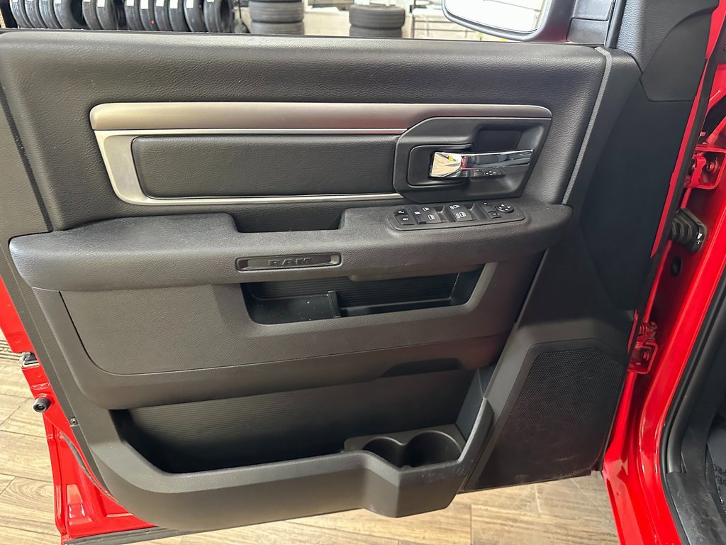 Certified 2024 RAM 1500 Classic Warlock image 9