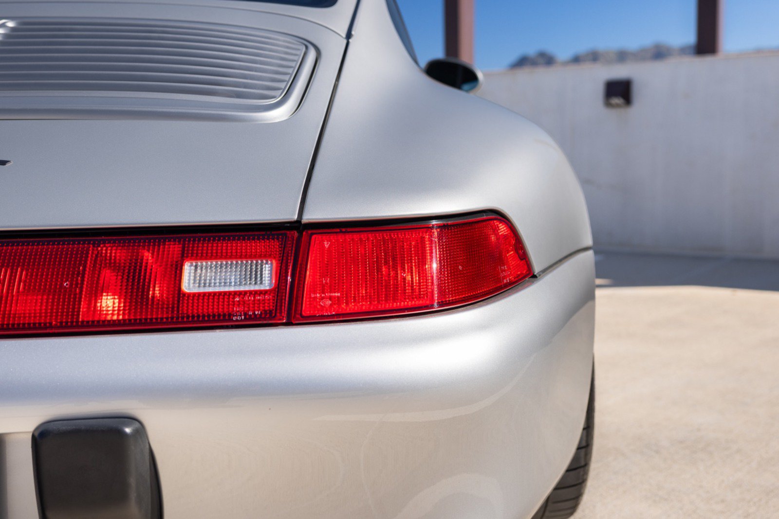 Used 1998 Porsche 911 Carrera S RWD image 36