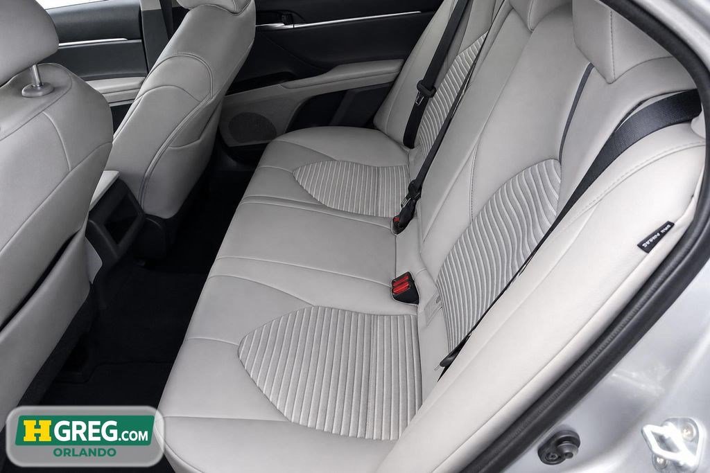 Used 2021 Toyota Camry SE FWD image 16