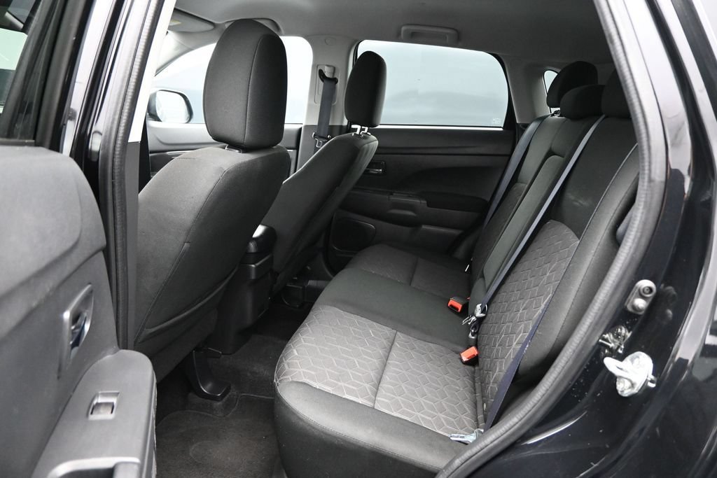 Used 2022 Mitsubishi Outlander Sport ES FWD image 22