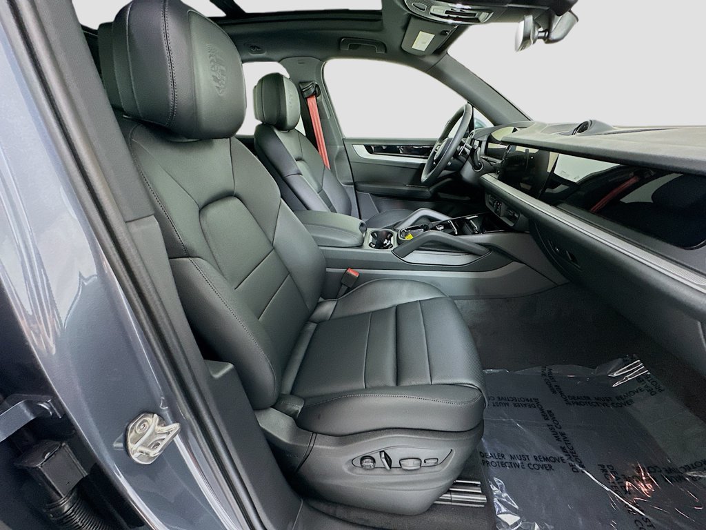 New 2026 Porsche Cayenne S AWD/4WD image 30