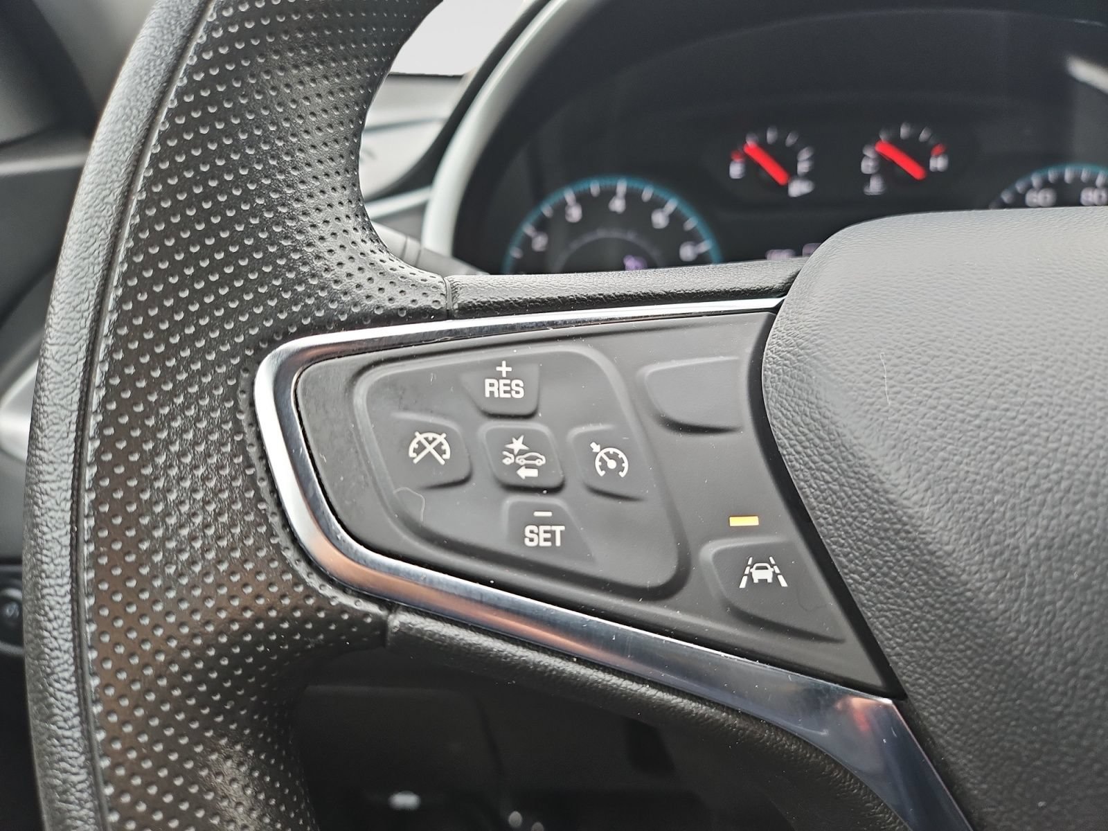 Used 2025 Chevrolet Malibu LT FWD image 24
