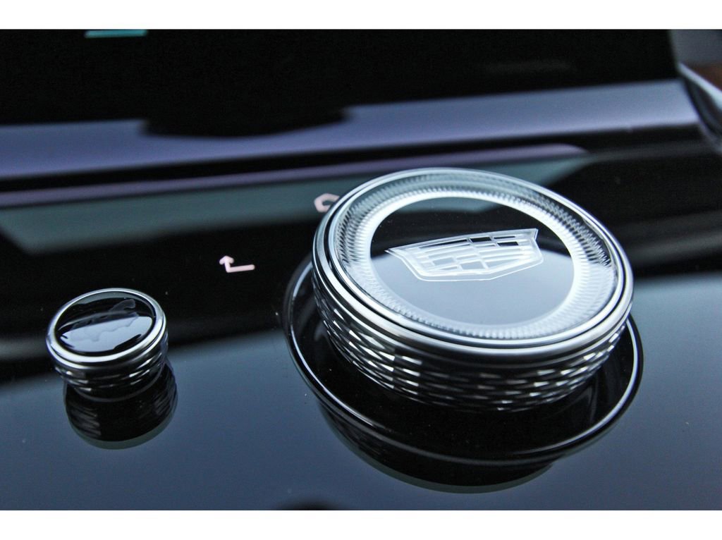 New 2025 Cadillac Escalade Sport Platinum w/ LPO, ONYX Package image 20