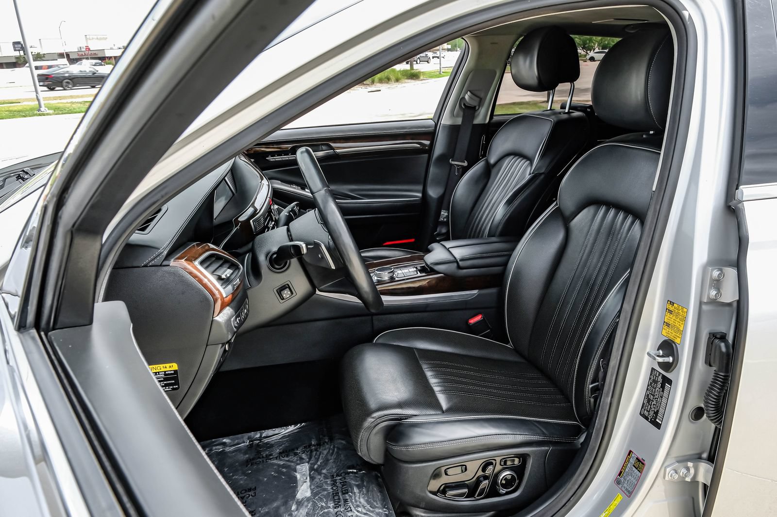 Used 2019 Genesis G90 5.0 Ultimate RWD image 35