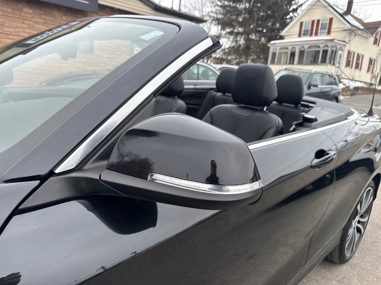 Used 2018 BMW 230i xDrive Convertible image 21