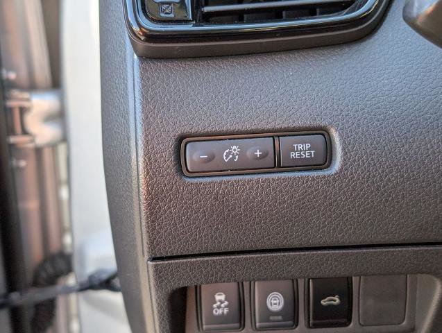 Certified 2021 Nissan Rogue Sport SV FWD image 29