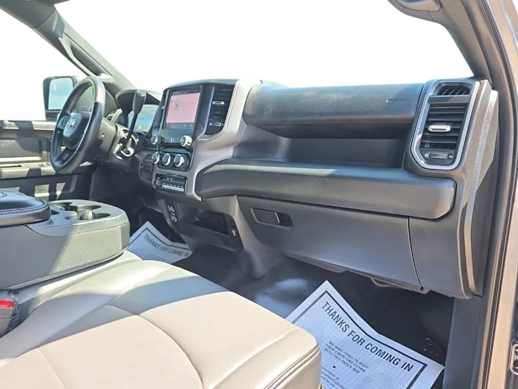 Used 2024 RAM 3500 Tradesman w/ Chrome Appearance Group AWD/4WD image 20