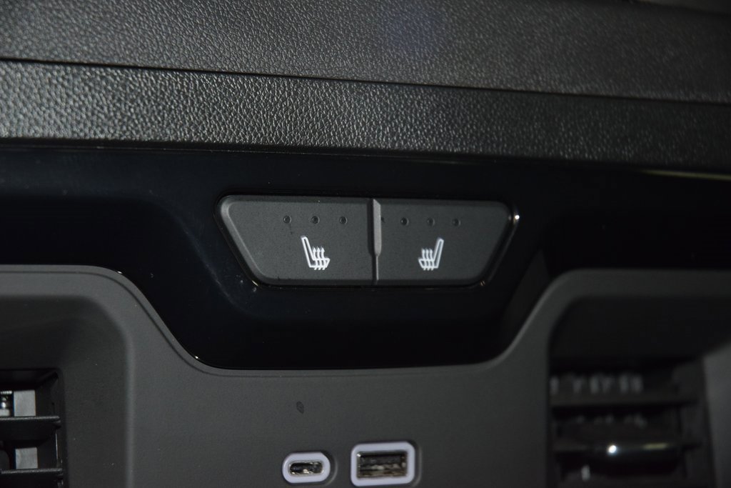 Used 2024 GMC Sierra 2500 AT4 w/ Technology Package image 44