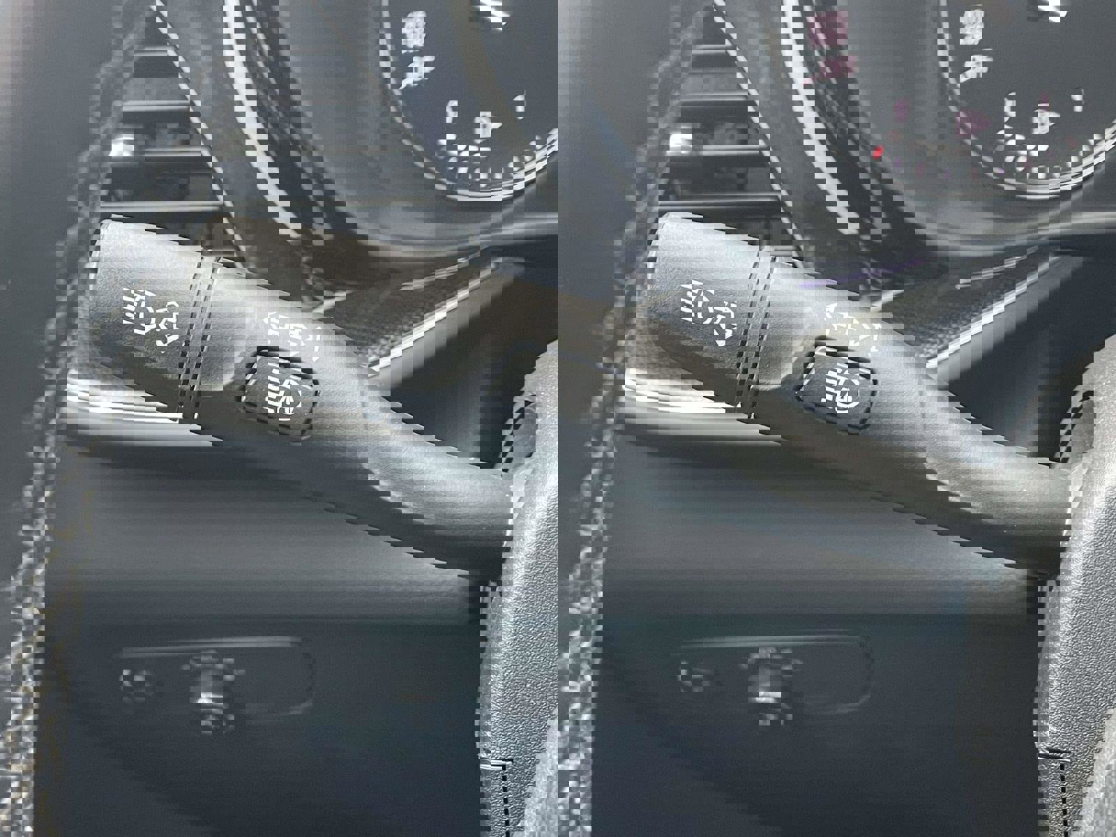 Used 2023 Buick Envision Essence w/ Sport Touring Package image 29