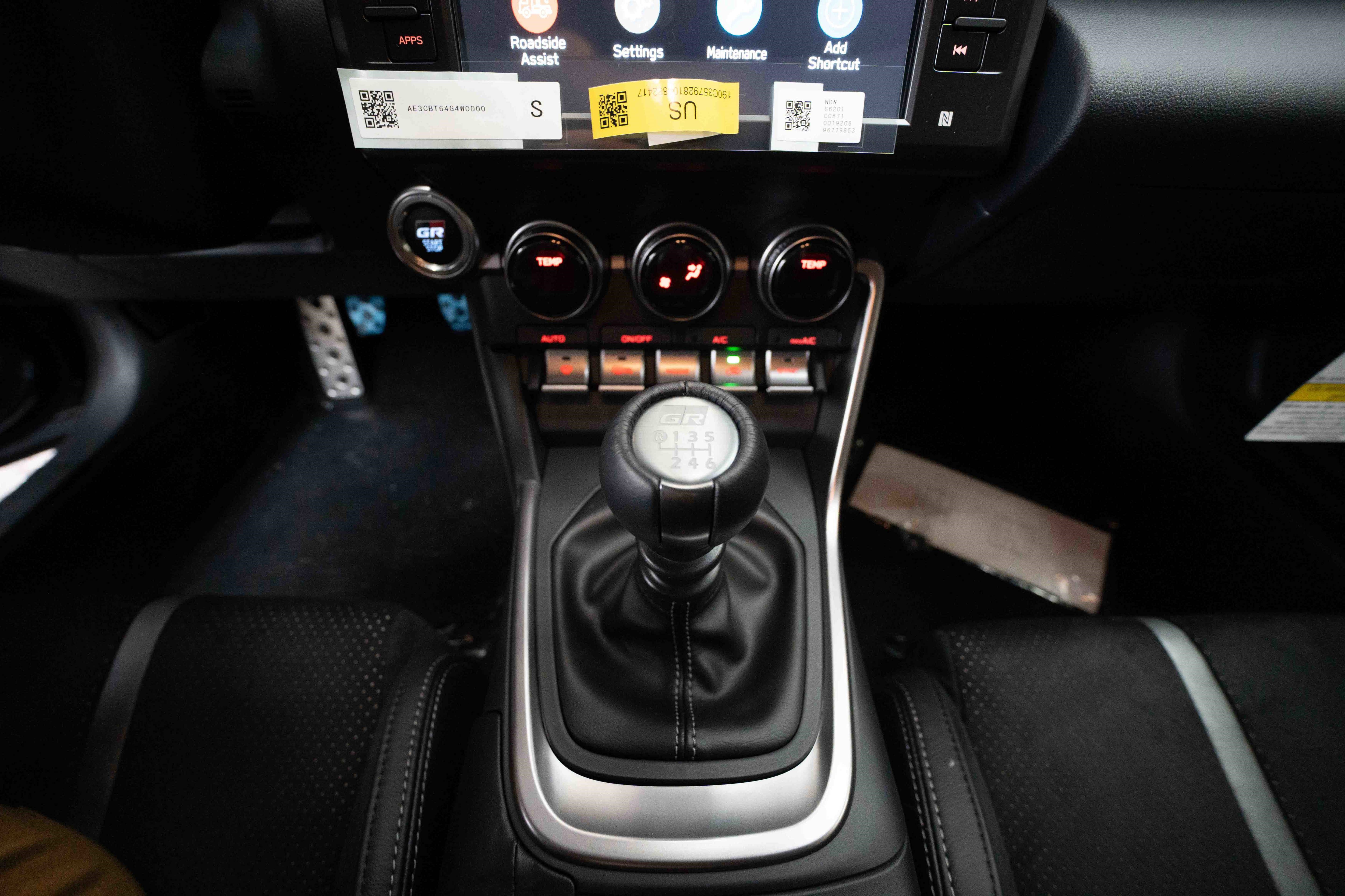 New 2025 Toyota GR86 Premium w/ GR Wheel Package (TMS image 17