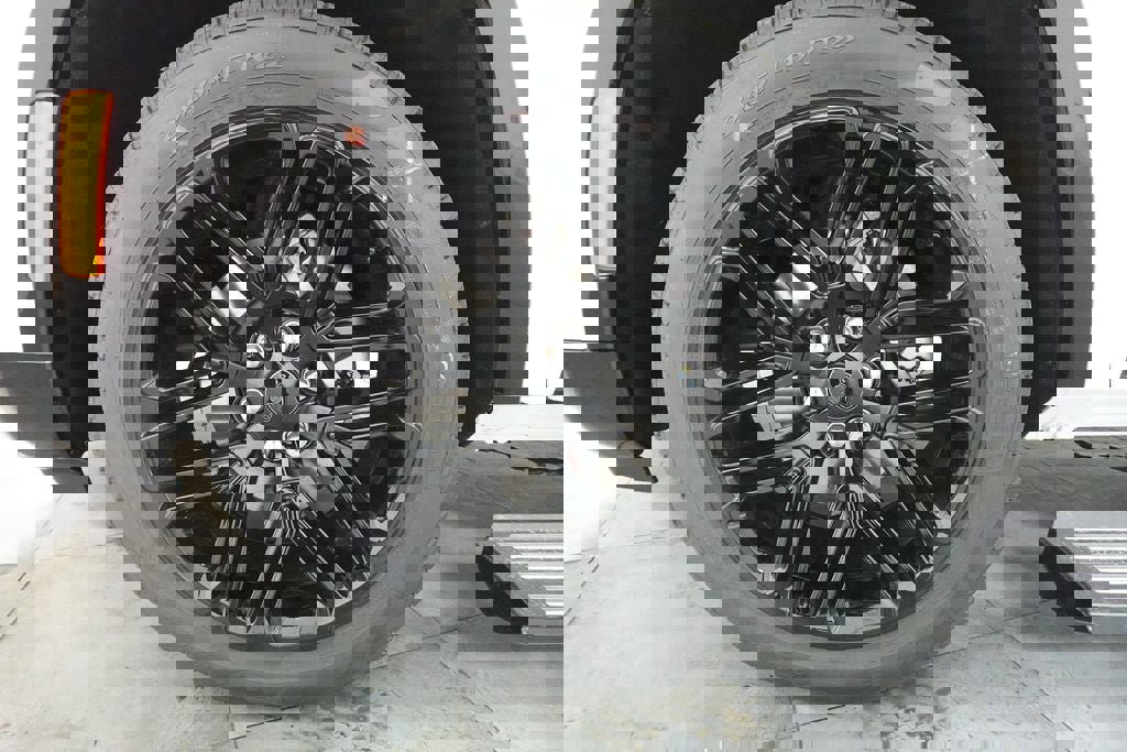 New 2026 Jeep Grand Wagoneer L Limited image 36