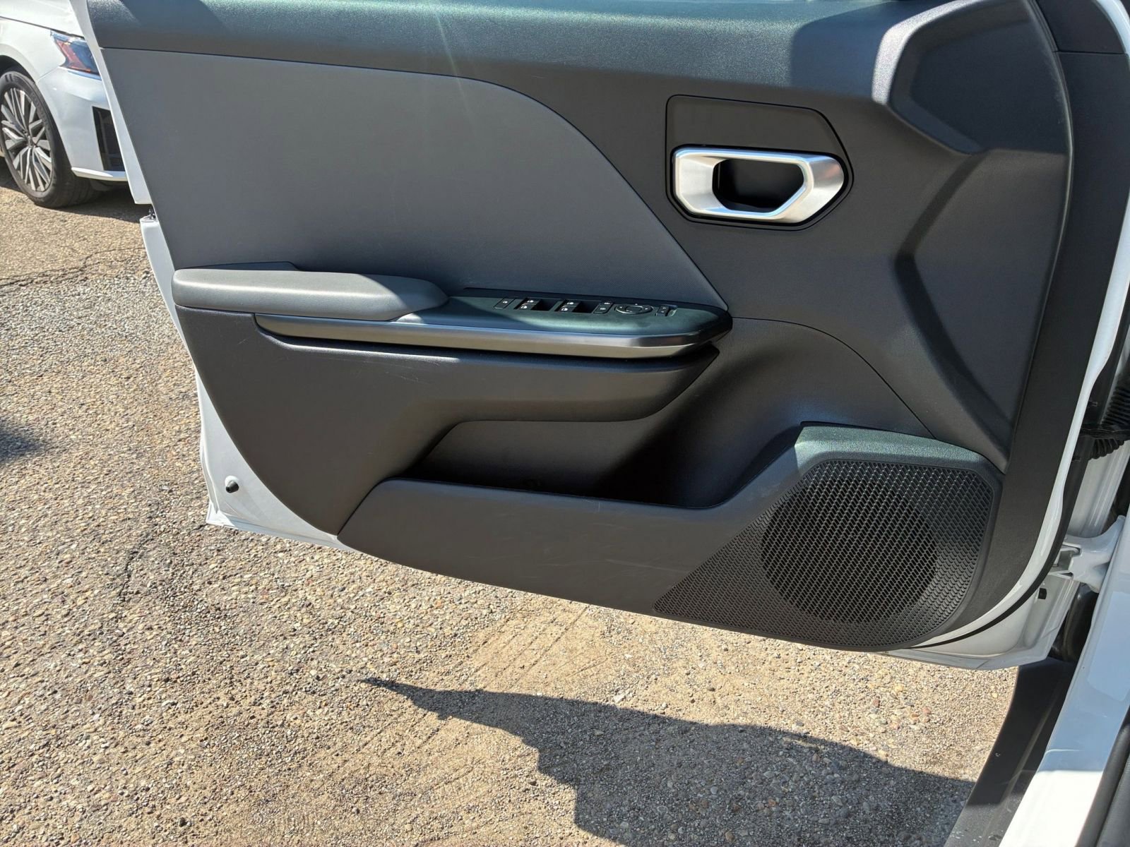 Used 2025 Kia K4 LXS image 18