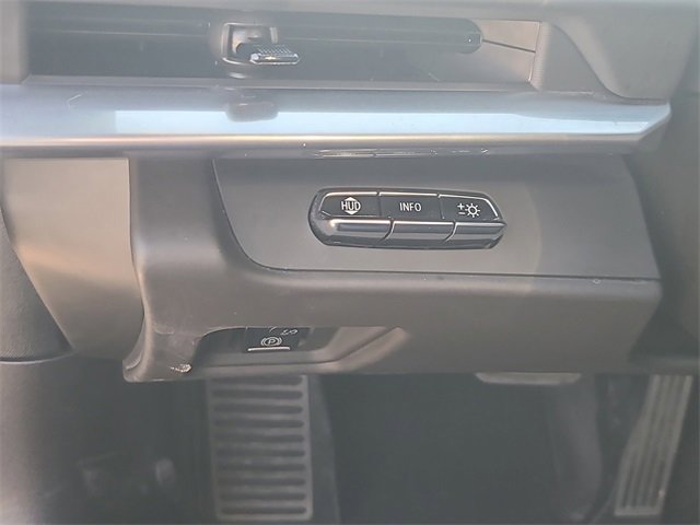 Used 2021 Chevrolet Corvette Stingray Premium Conv w/ Z51 Performance Package image 18