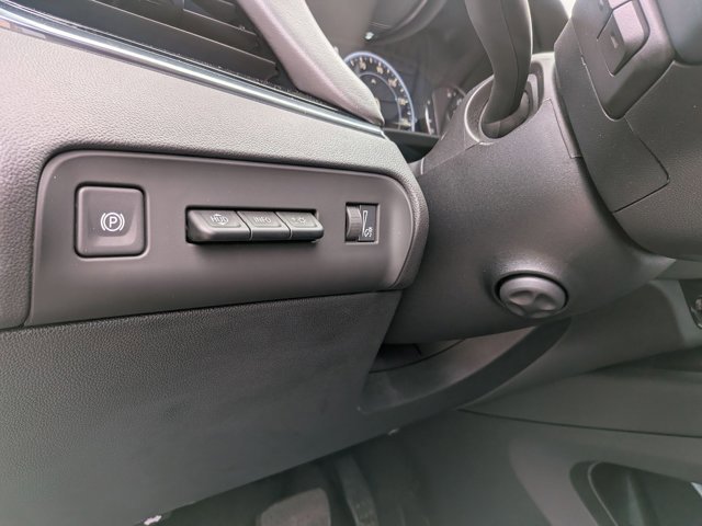 Used 2024 Buick Enclave Avenir w/ Trailering Package, 5000 lbs. image 18