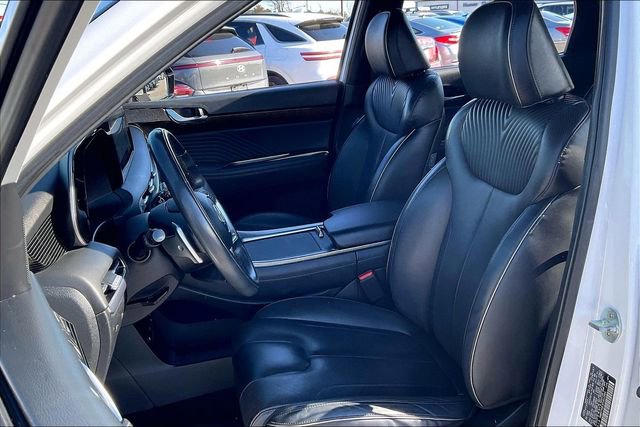 Used 2023 Hyundai Palisade Calligraphy image 25