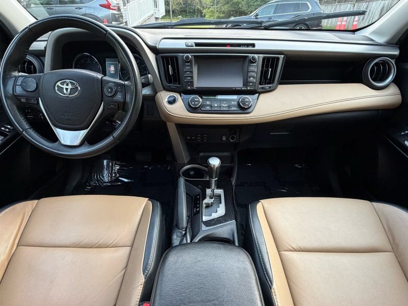 Used 2017 Toyota RAV4 Limited AWD/4WD image 11