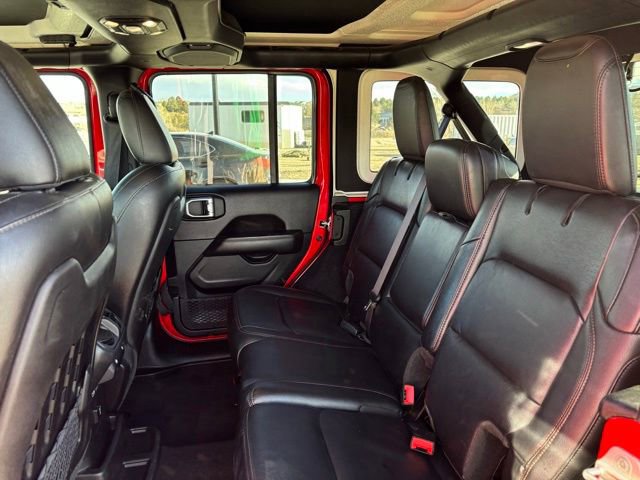 Certified 2022 Jeep Wrangler Unlimited Rubicon w/ Xtreme Recon 35" Tire Package image 19