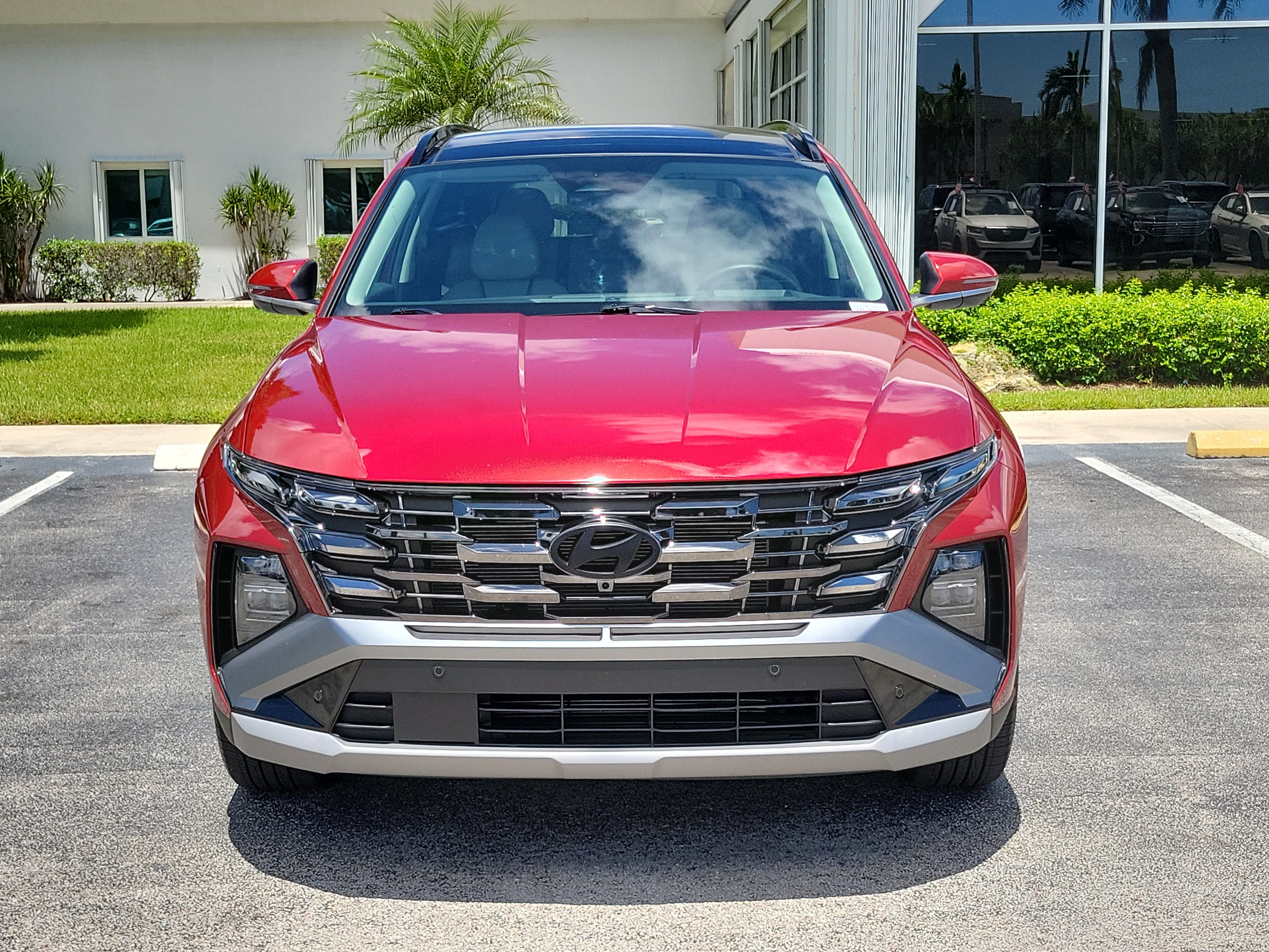 Used 2025 Hyundai Tucson Limited FWD image 8