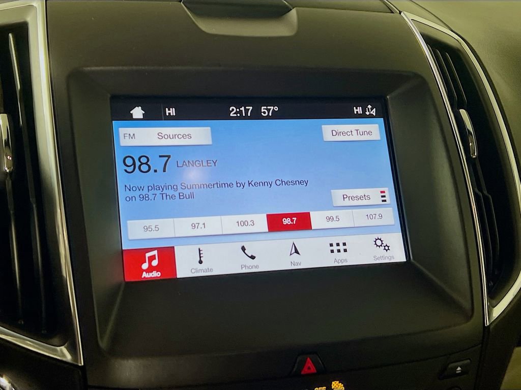 Used 2019 Ford Edge Titanium w/ Equipment Group 301A AWD/4WD image 13