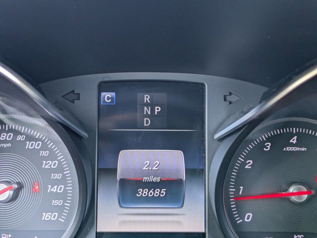 Used 2017 Mercedes-Benz GLC 300 4MATIC image 10