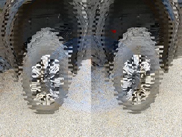 New 2025 GMC Sierra 2500 Denali w/ Denali Reserve Package image 25