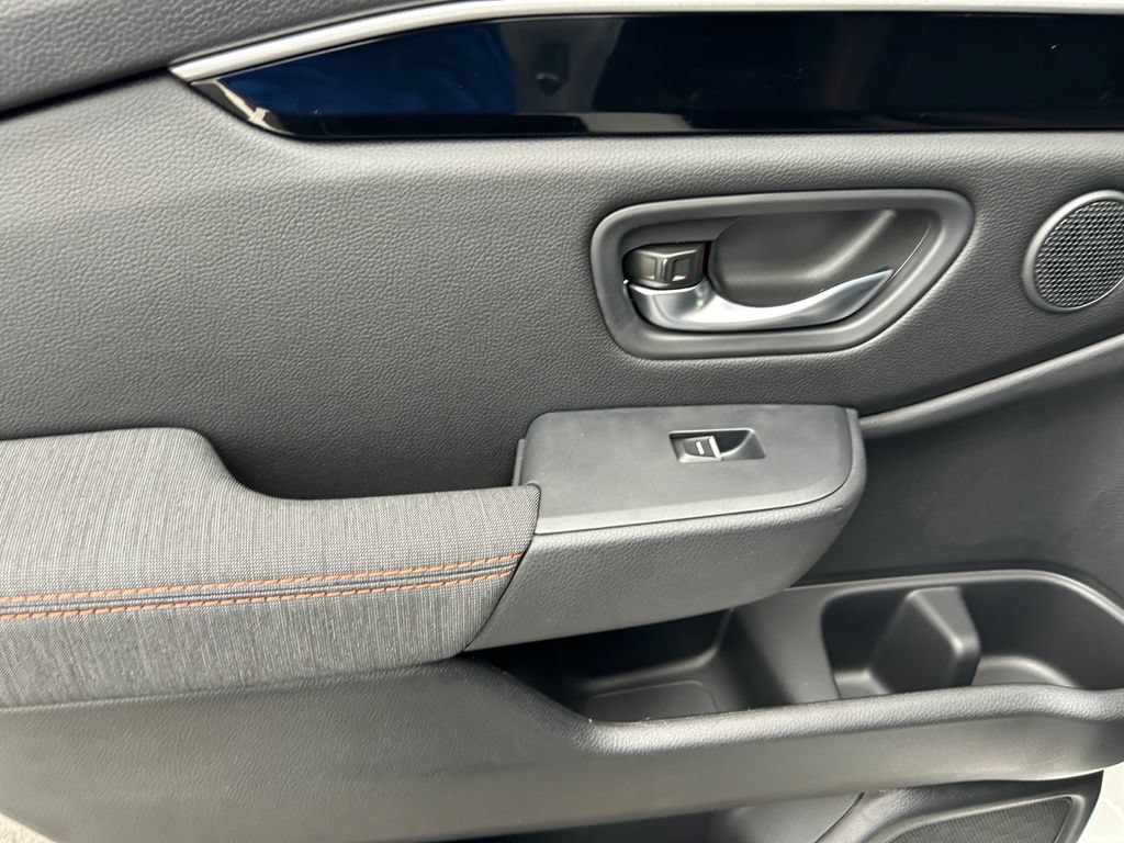 New 2026 Honda Pilot Sport image 16