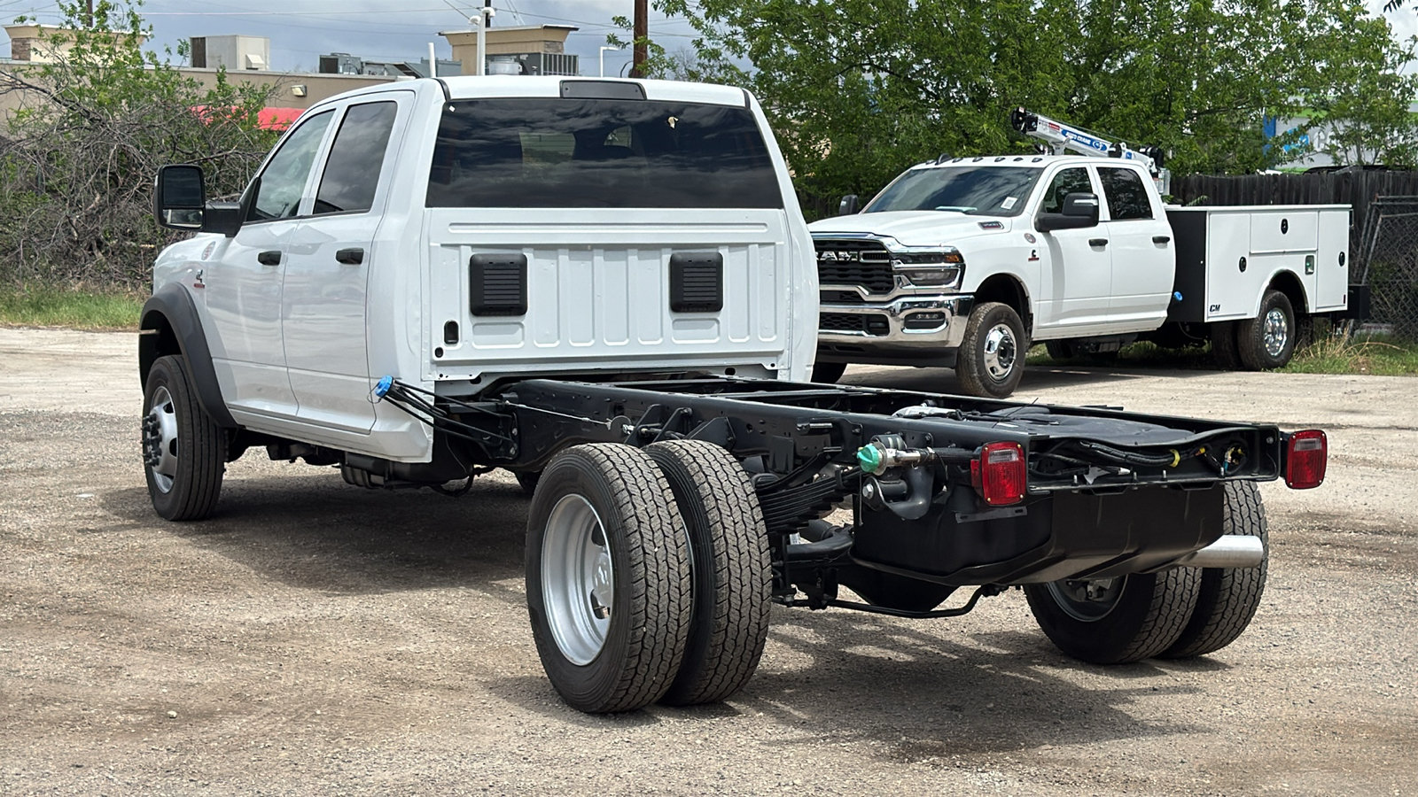 New 2026 RAM 5500 Tradesman w/ Chrome Appearance Group AWD/4WD image 3