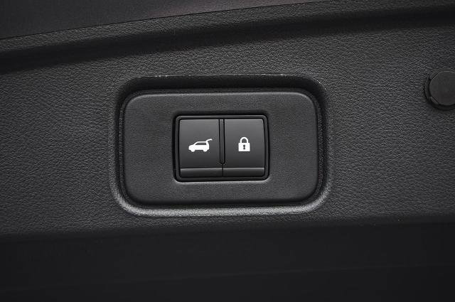 New 2025 Nissan Pathfinder Platinum w/ Cargo Package image 32