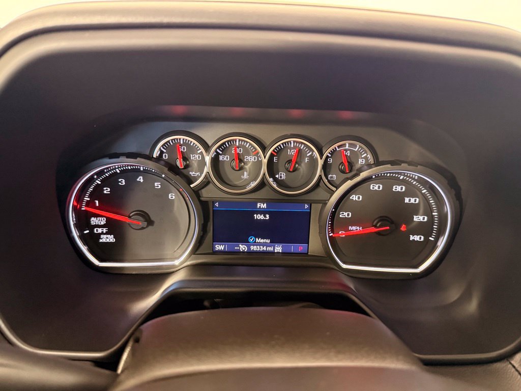 Used 2021 Chevrolet Tahoe Z71 w/ Luxury Package AWD/4WD image 42