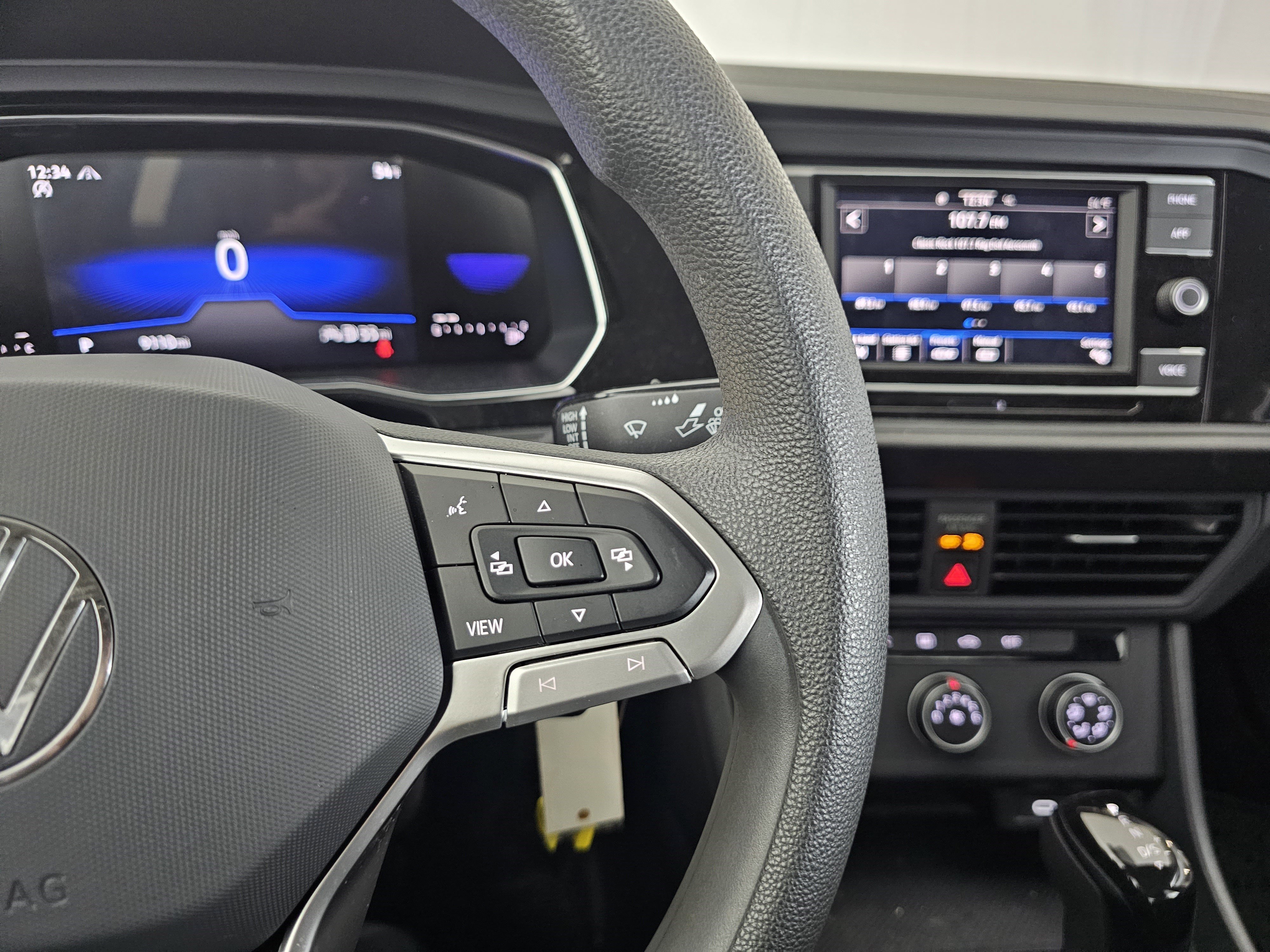 Used 2023 Volkswagen Jetta S image 24