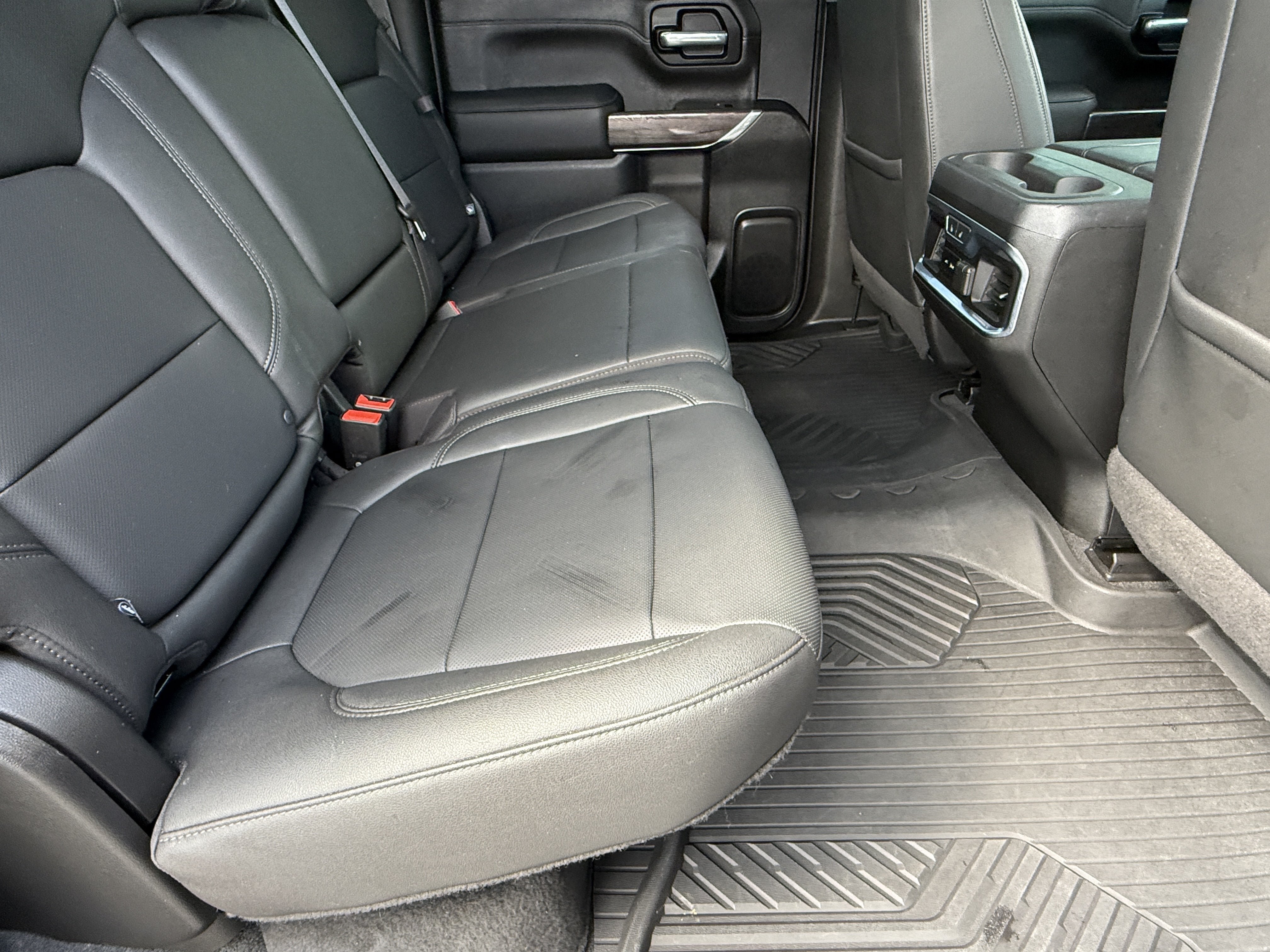 Used 2021 Chevrolet Silverado 1500 LTZ AWD/4WD image 18