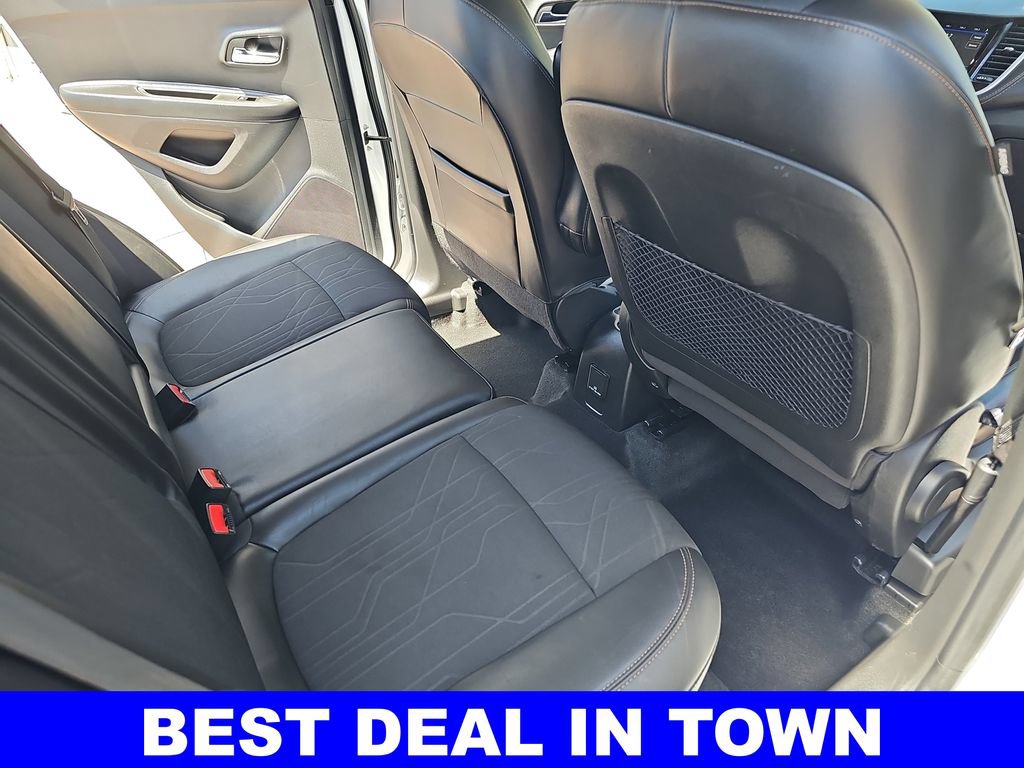 Used 2022 Chevrolet Trax LT w/ Driver Confidence Package AWD/4WD image 11