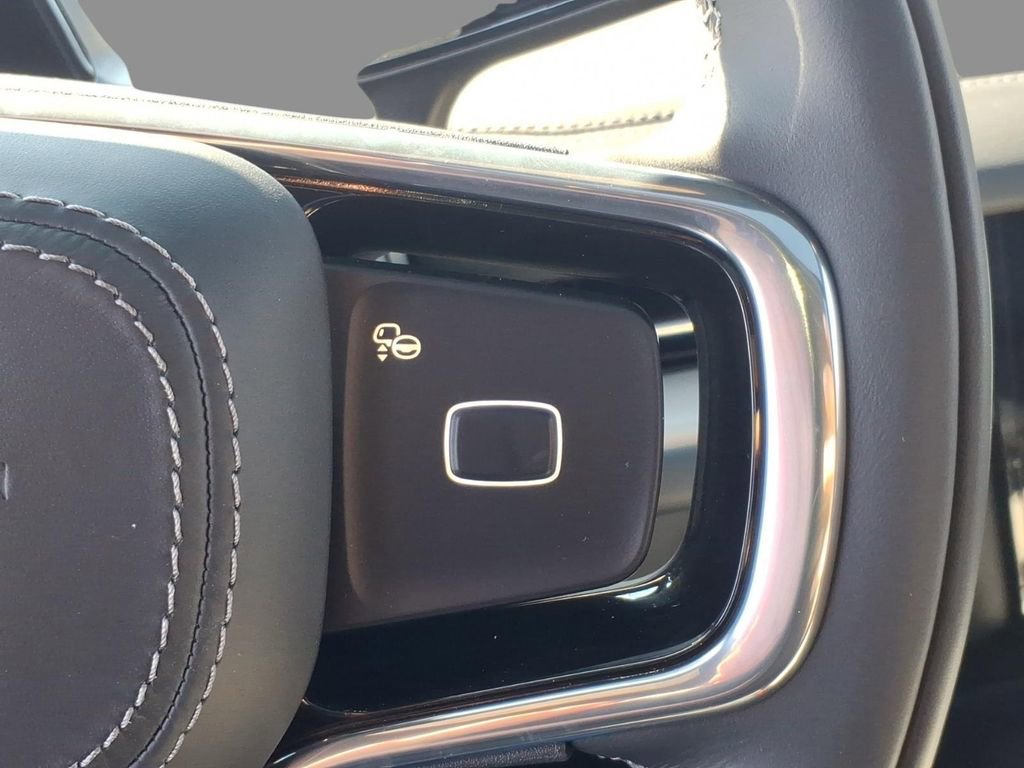 New 2026 Lincoln Navigator Reserve AWD/4WD image 24
