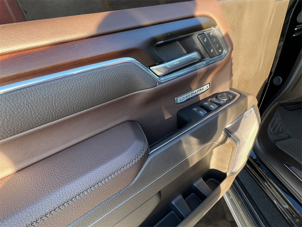 Certified 2025 GMC Sierra 1500 Denali w/ Denali Reserve Package image 22